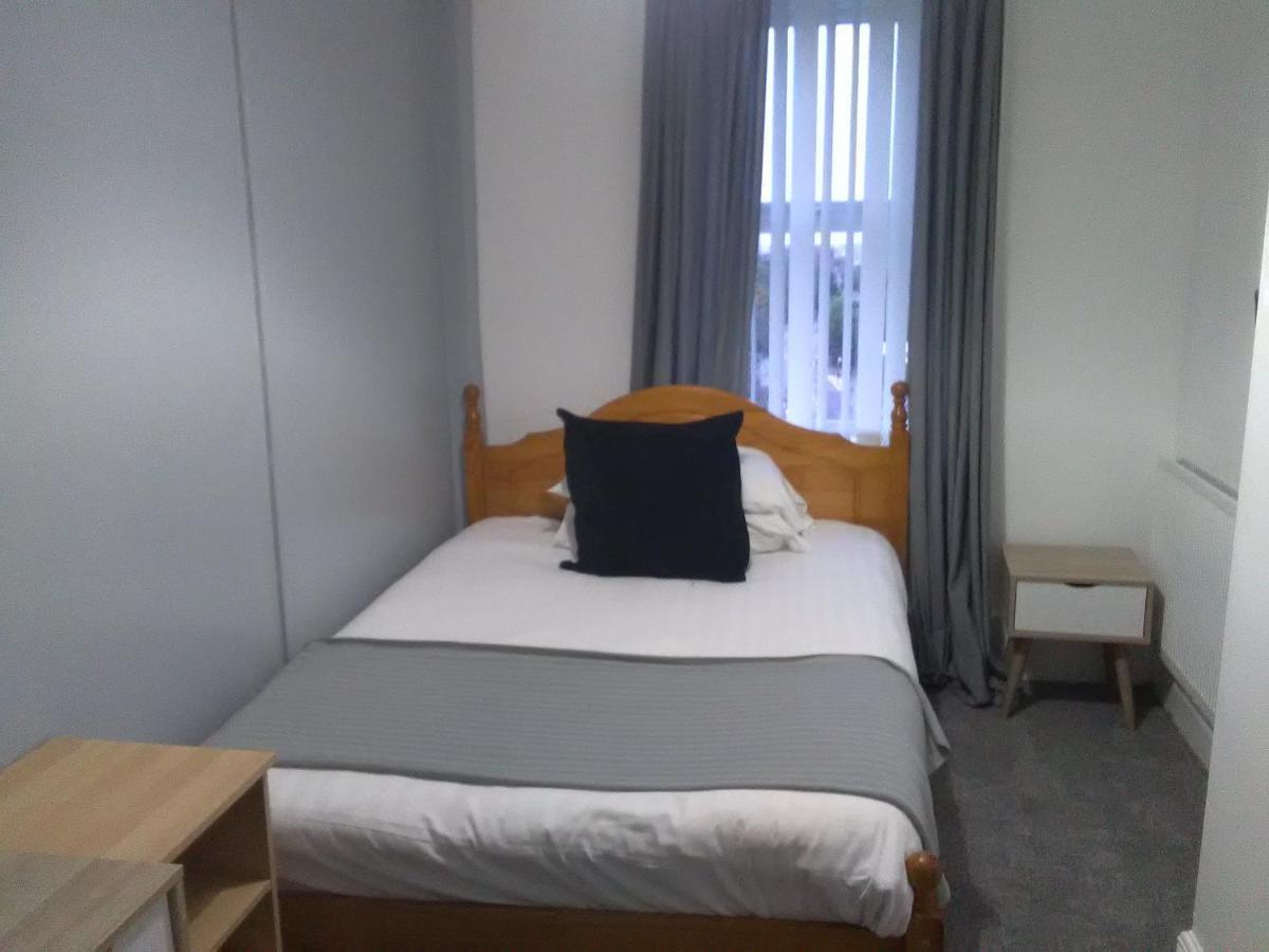 Newcastle West Hotel & Bar Chambre photo