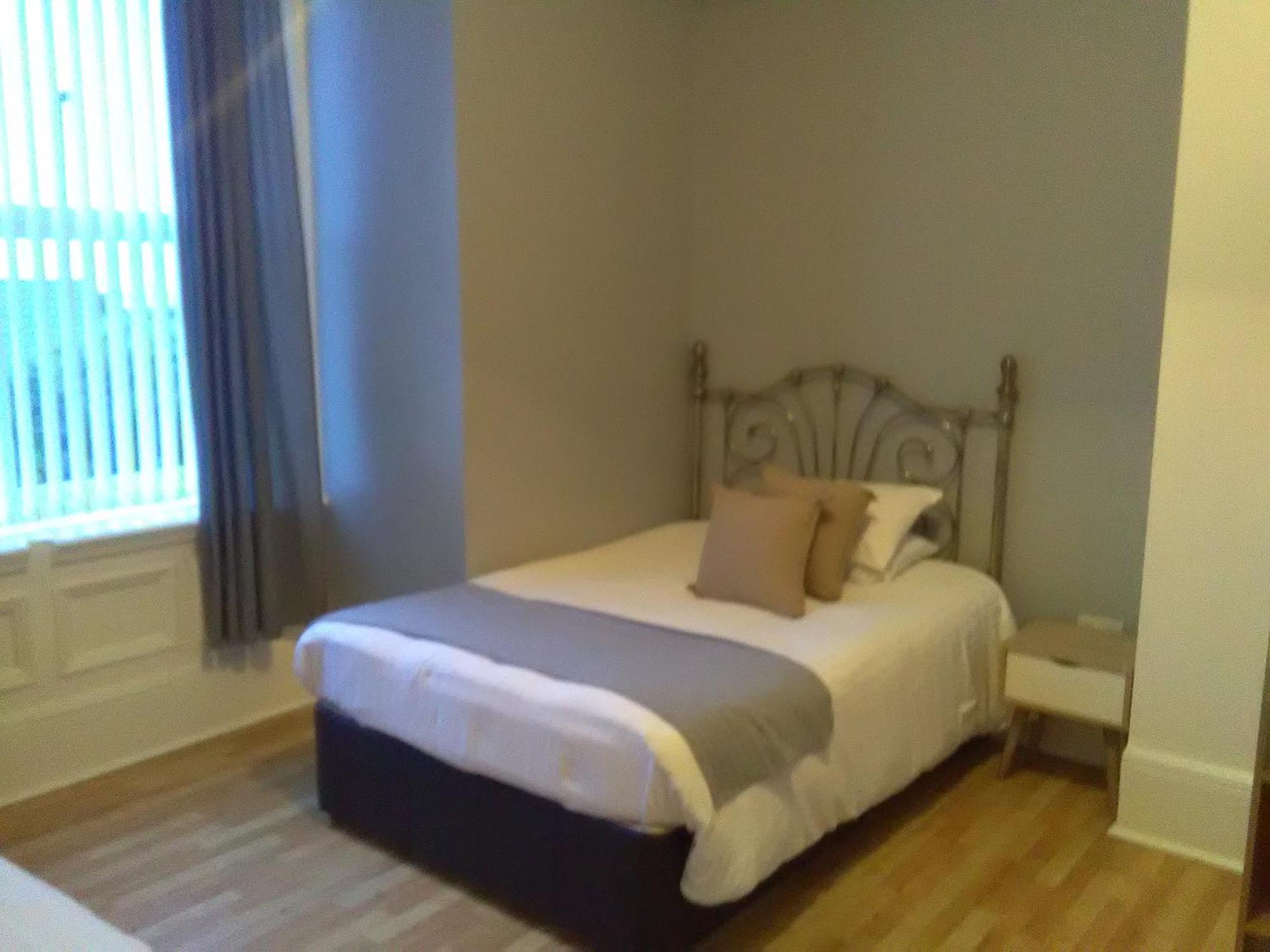 Newcastle West Hotel & Bar Chambre photo