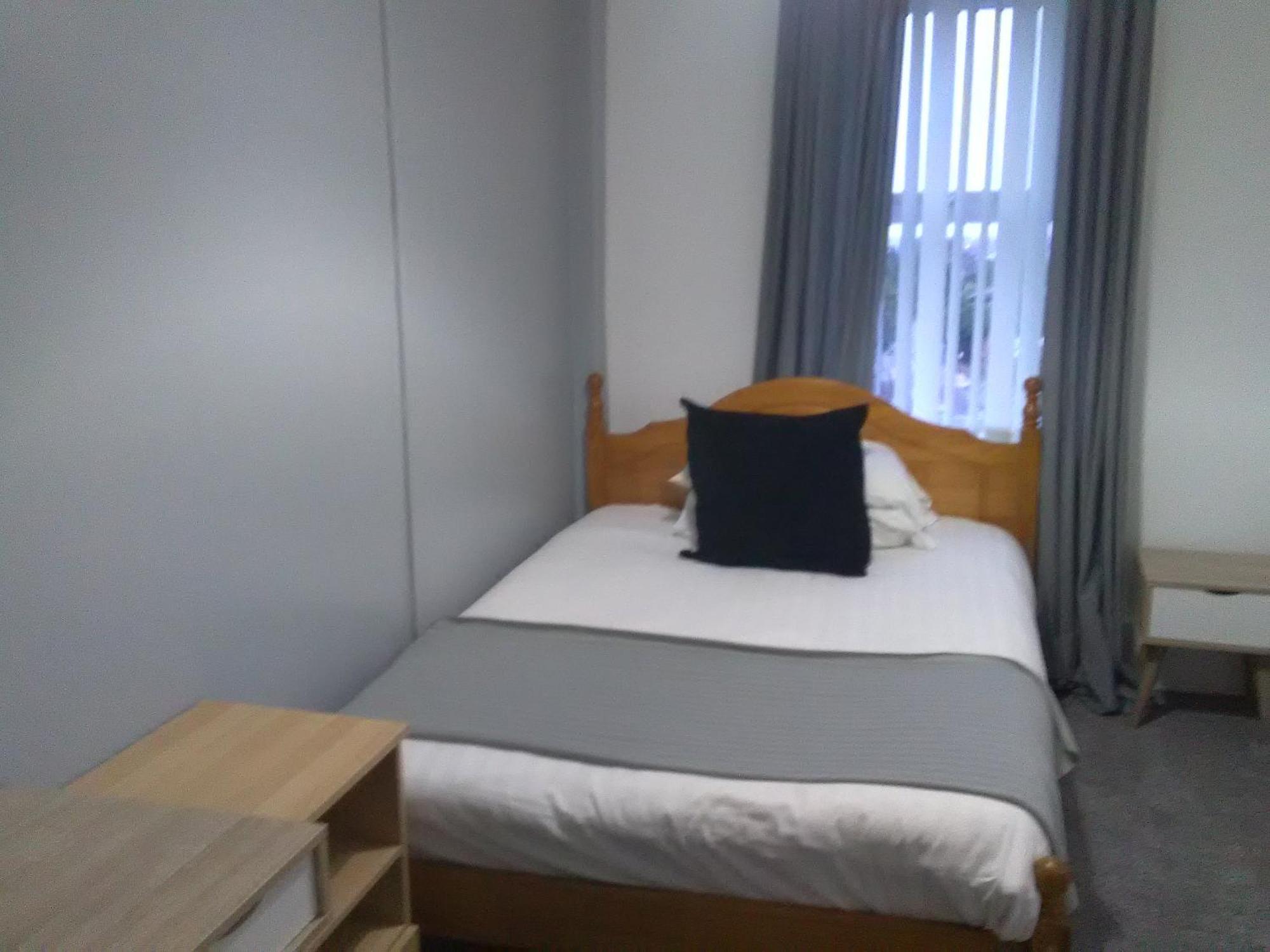 Newcastle West Hotel & Bar Chambre photo
